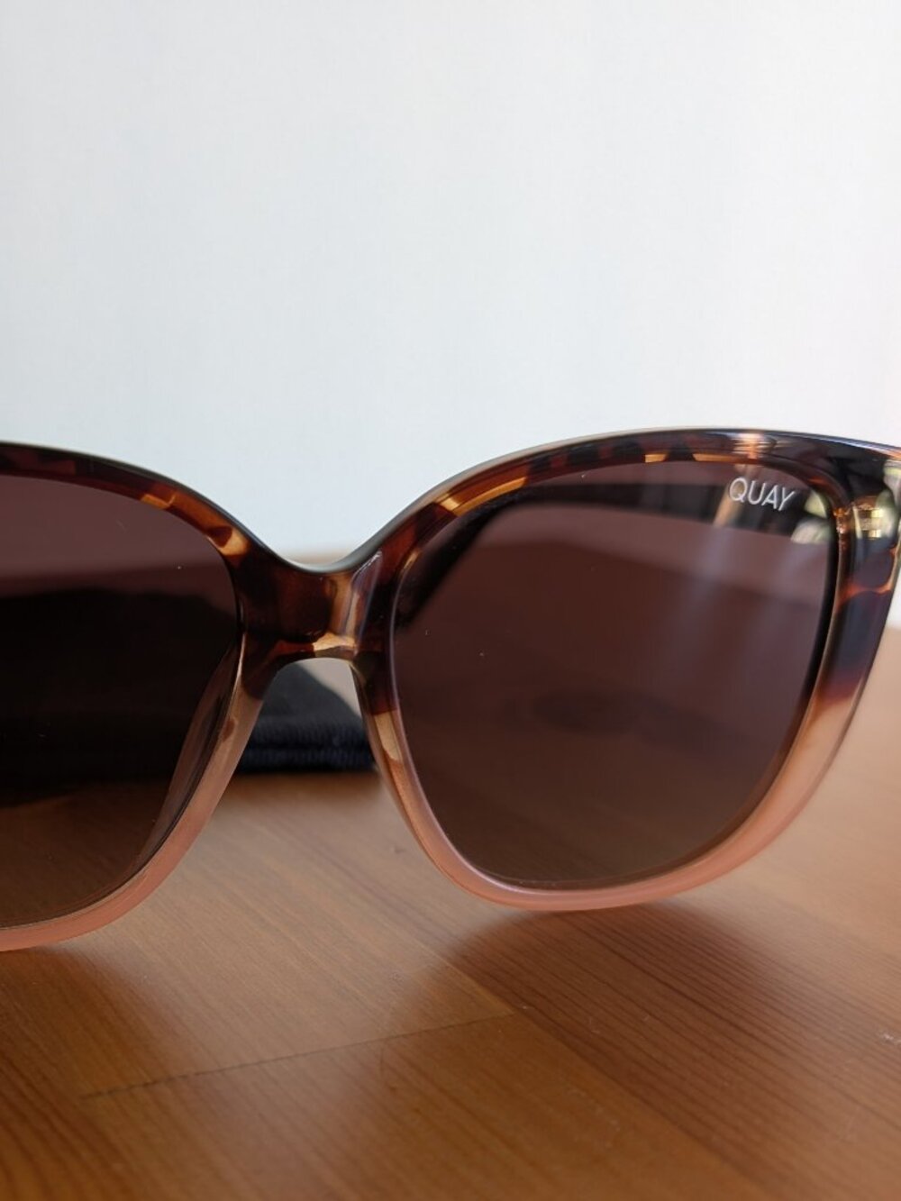 [Quay] 146 Ever After Tortoise Peach Fade Brown Polarized Sunglasses